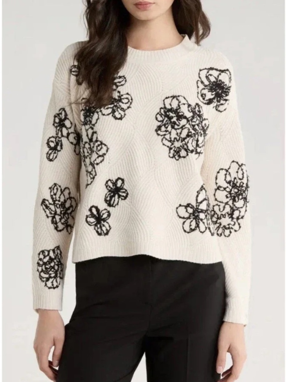 Vince Camuto Cream Rib Knit Crewneck Sweater with Black Floral Embroidery Sz PM